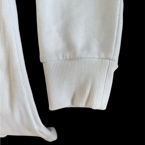 Mercedes Benz sweatshirt ladies women’s size M Gold hardware pockets authentic - Picture 6 of 12